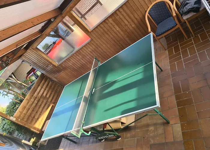 Geraeumiges In Mit Einfacher Ausstattung, Fuer Geschaeftsreisende, Gruppen Oder Familien Geeignet, 4 Schlafzimmer Appartamento Bad Salzuflen