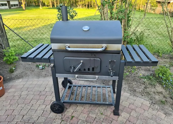 Geraeumiges In Mit Einfacher Ausstattung, Fuer Geschaeftsreisende, Gruppen Oder Familien Geeignet, 4 Schlafzimmer *